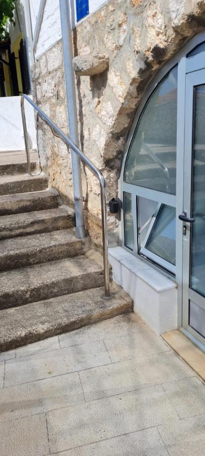 Apartman Lucija ปูนัต ภายนอก รูปภาพ