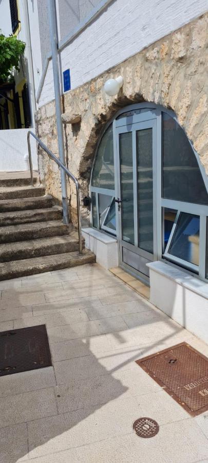 Apartman Lucija ปูนัต ภายนอก รูปภาพ