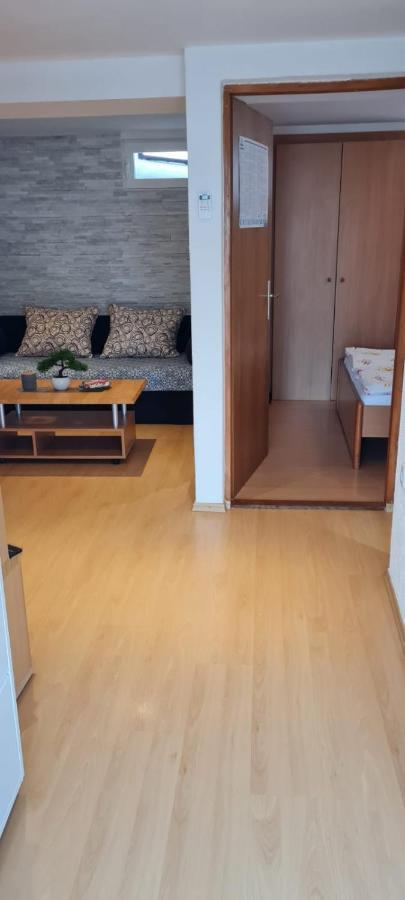 Apartman Lucija ปูนัต ภายนอก รูปภาพ